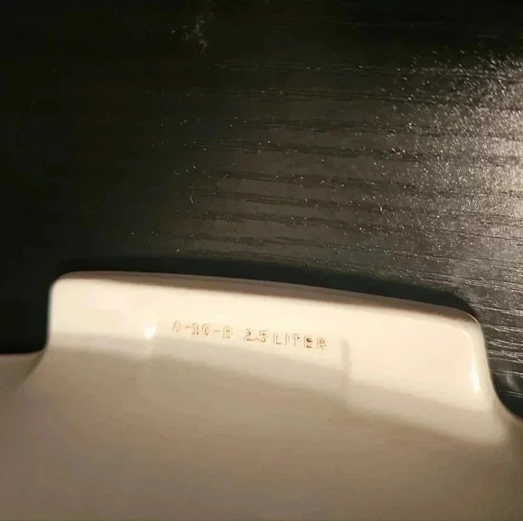 Corning Ware with blue flowers - Picture 3 of 3